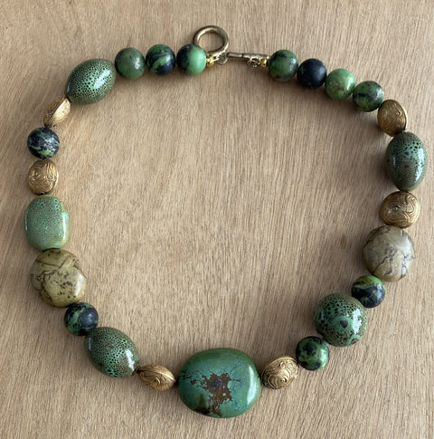 Ketting met mooie edelsteen kralen