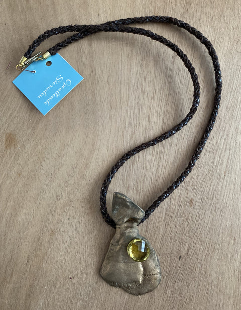 Ketting met handgemaakte koperen hanger met grote citrien