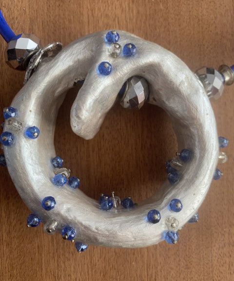 Ketting met met grote handgemaakte hanger van oasis (super licht)
