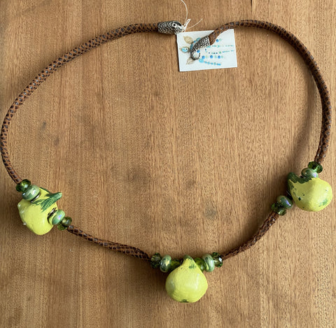Blikvang: ketting met grote kralen van oasis. Super licht