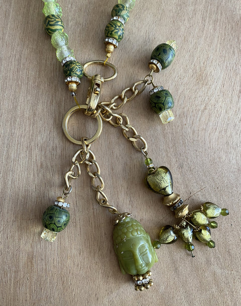 Unieke ketting met jade boedha