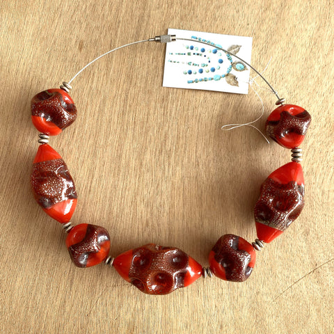 Ketting met unieke Murano glas en metalen kralen