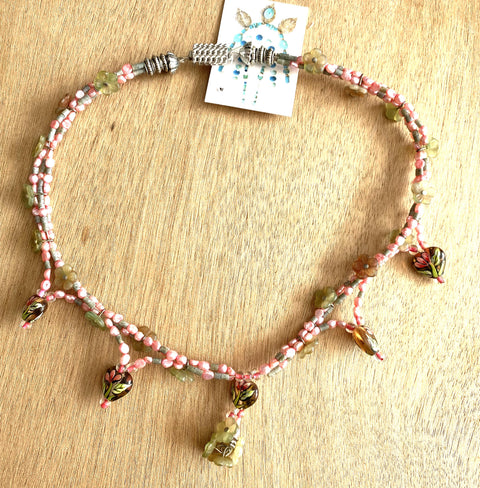 Ketting met bijzondere handbeschilderde kralen