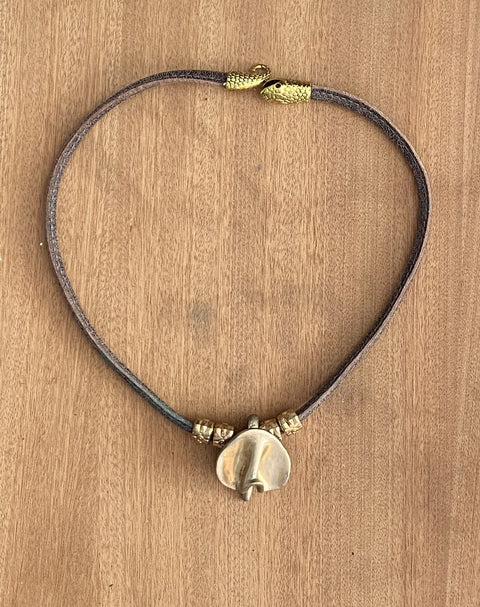Ketting met handgemaakte koperen hanger